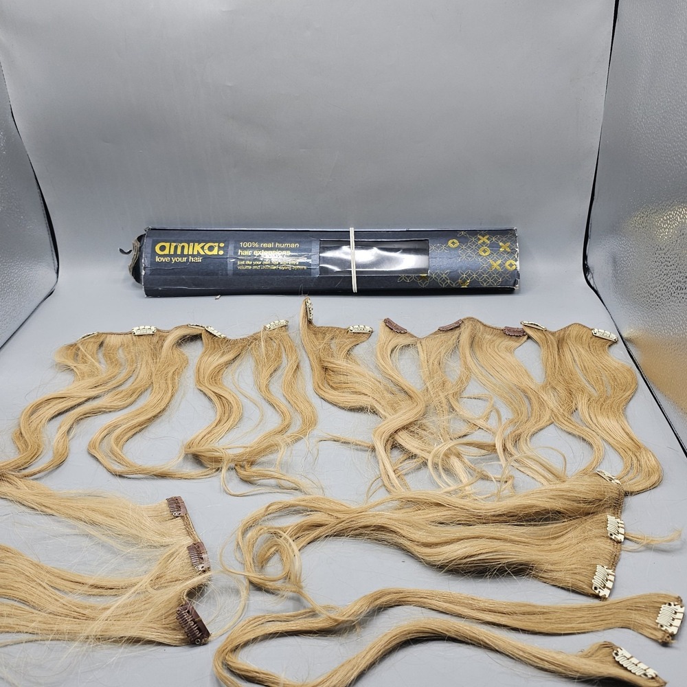 Amika Clip In Hair Extensions Color is AM-BL7 9 Pieces Blonde